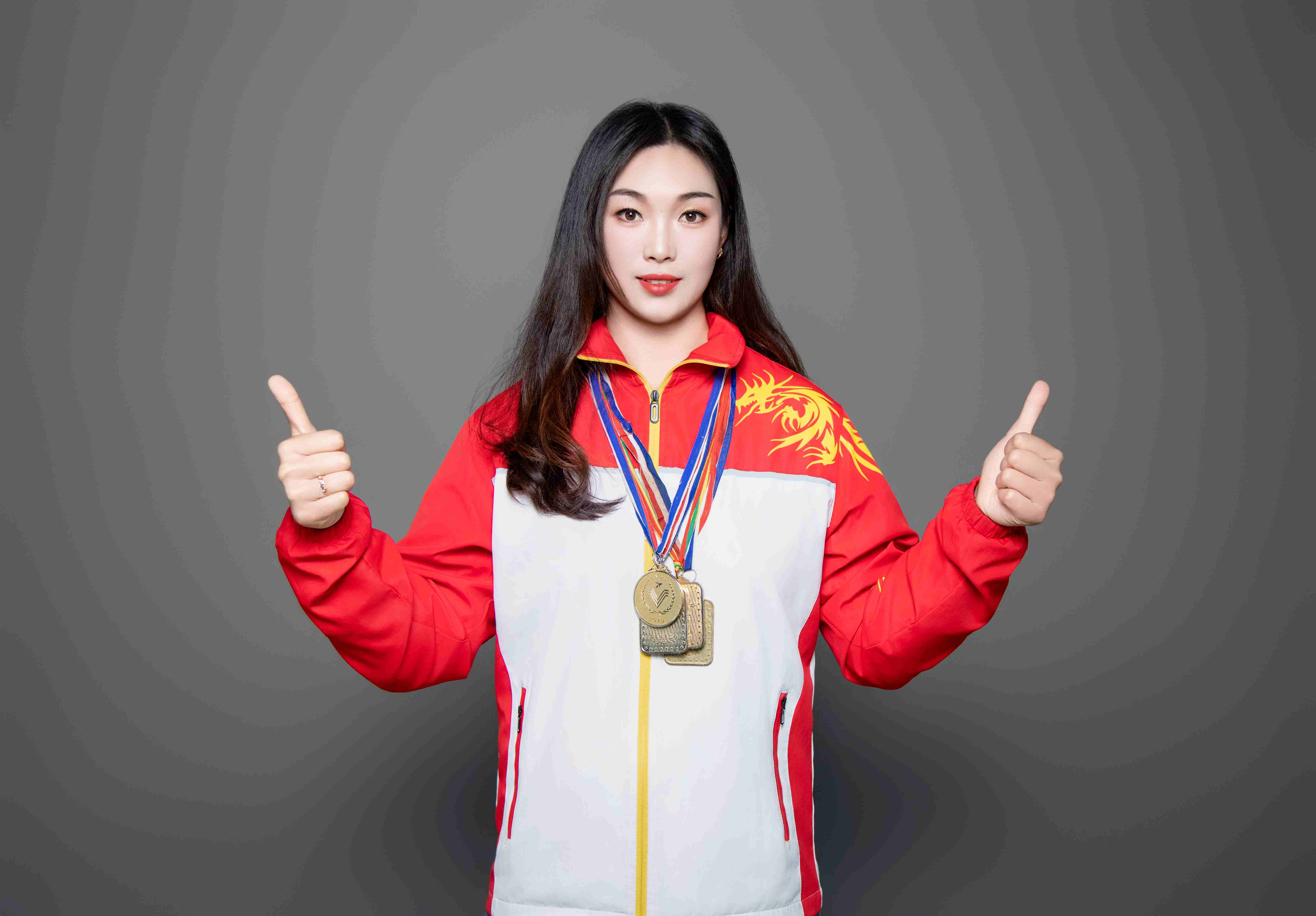 星耀金佰丽，净享健康呼吸——武汉金佰丽环境科技正式签约明星钟源为品牌代言人